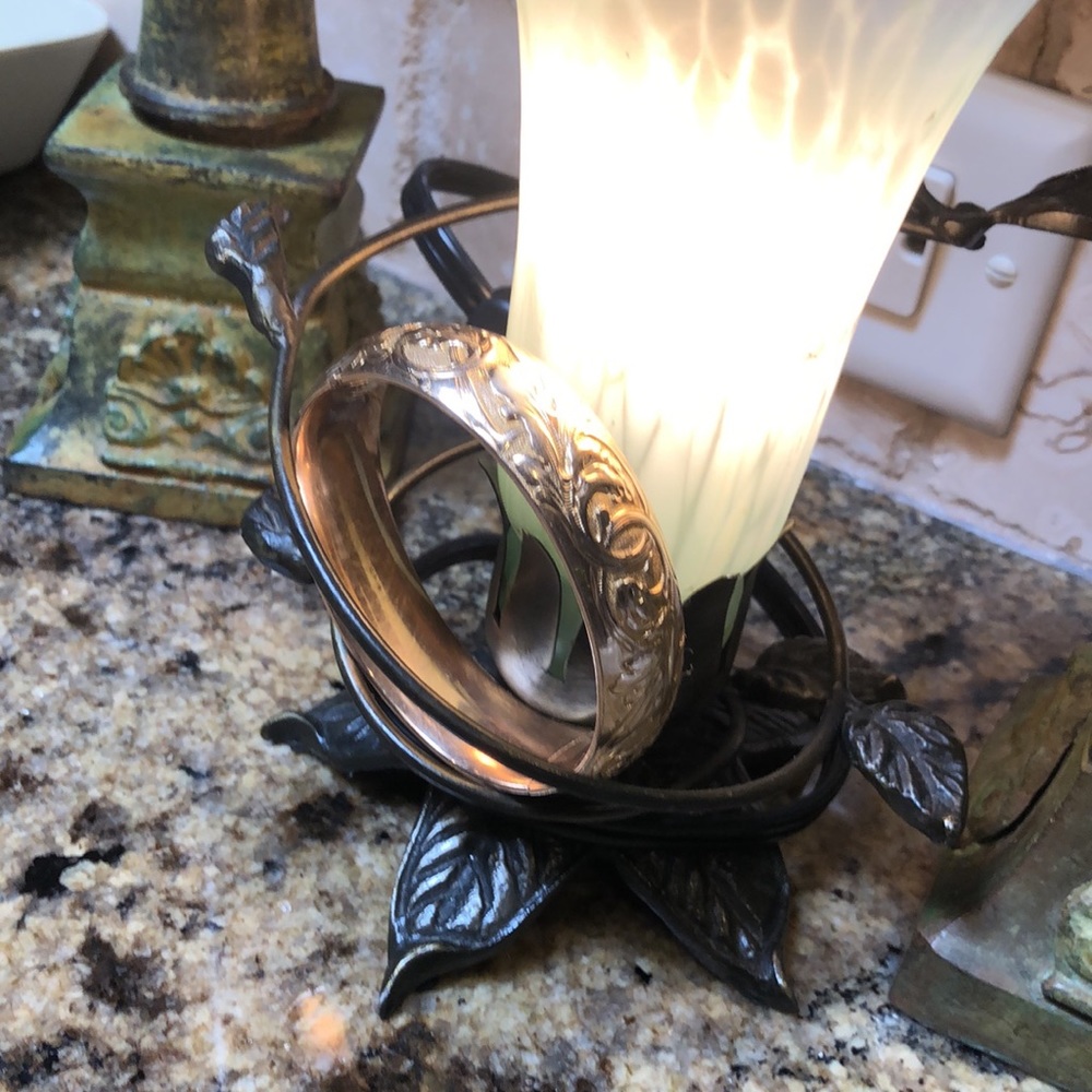 Gold filled bangle bracelet - Picture 3 of 10
